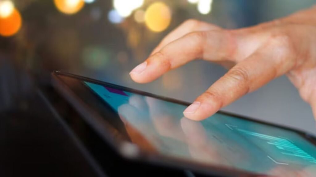 How Touchscreens Detect Finger Movement and Commands